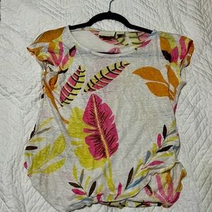 Linen top, lightweight great for summer, floral, size small